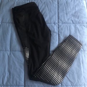 Kyodan workout leggings. Size medium